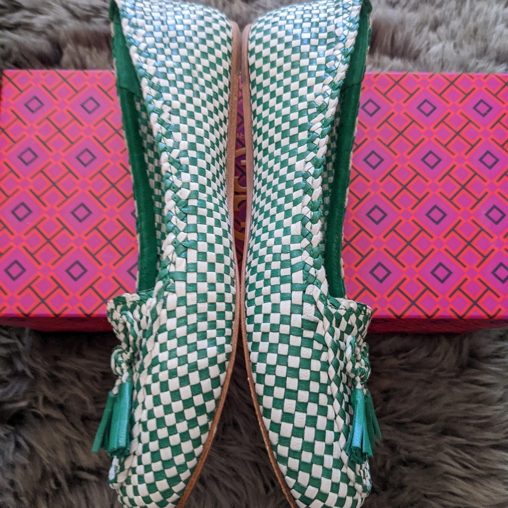 Tory Burch Russell Loafer Flats. - Picture 9 of 12